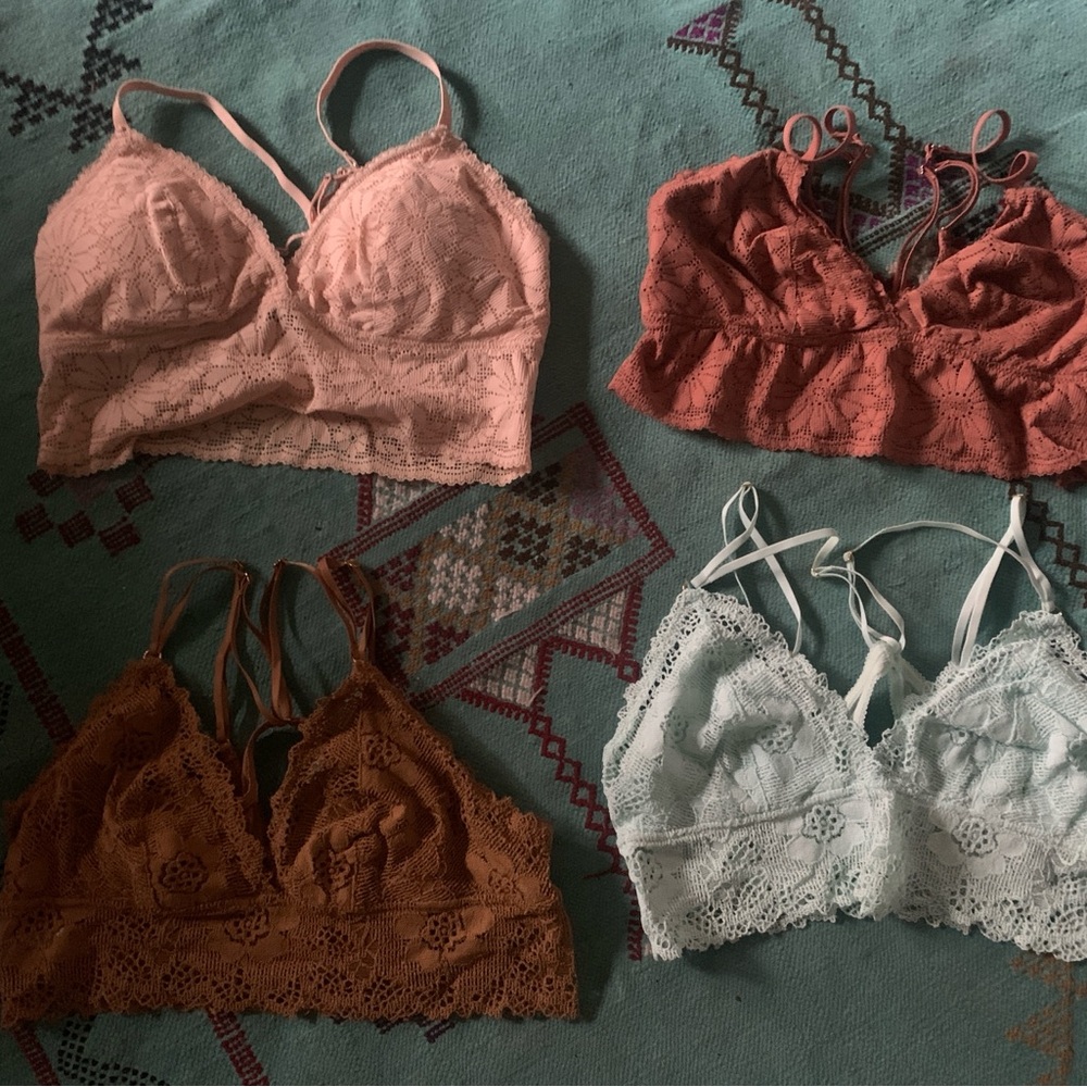 Aerie Lace Bralette. Lot of 4 lace bralettes from Aerie. Size Large - Picture 2 of 2